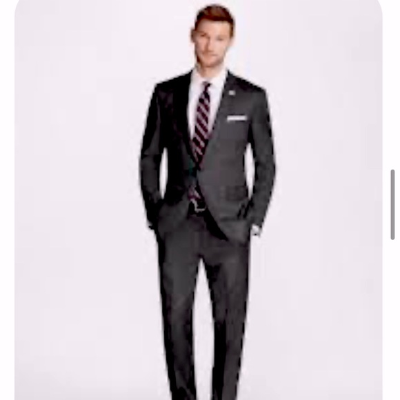 Brooks Brothers Charcoal Grey Regent Wool Pinstripe Suit Jacket